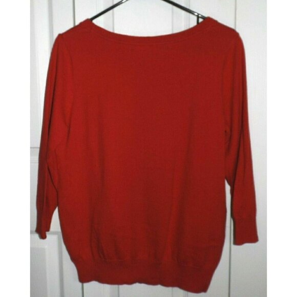 J C Penney L red 3/4 sleeve scoop neck Eiffel Tower wool blend pullover - Picture 3 of 3